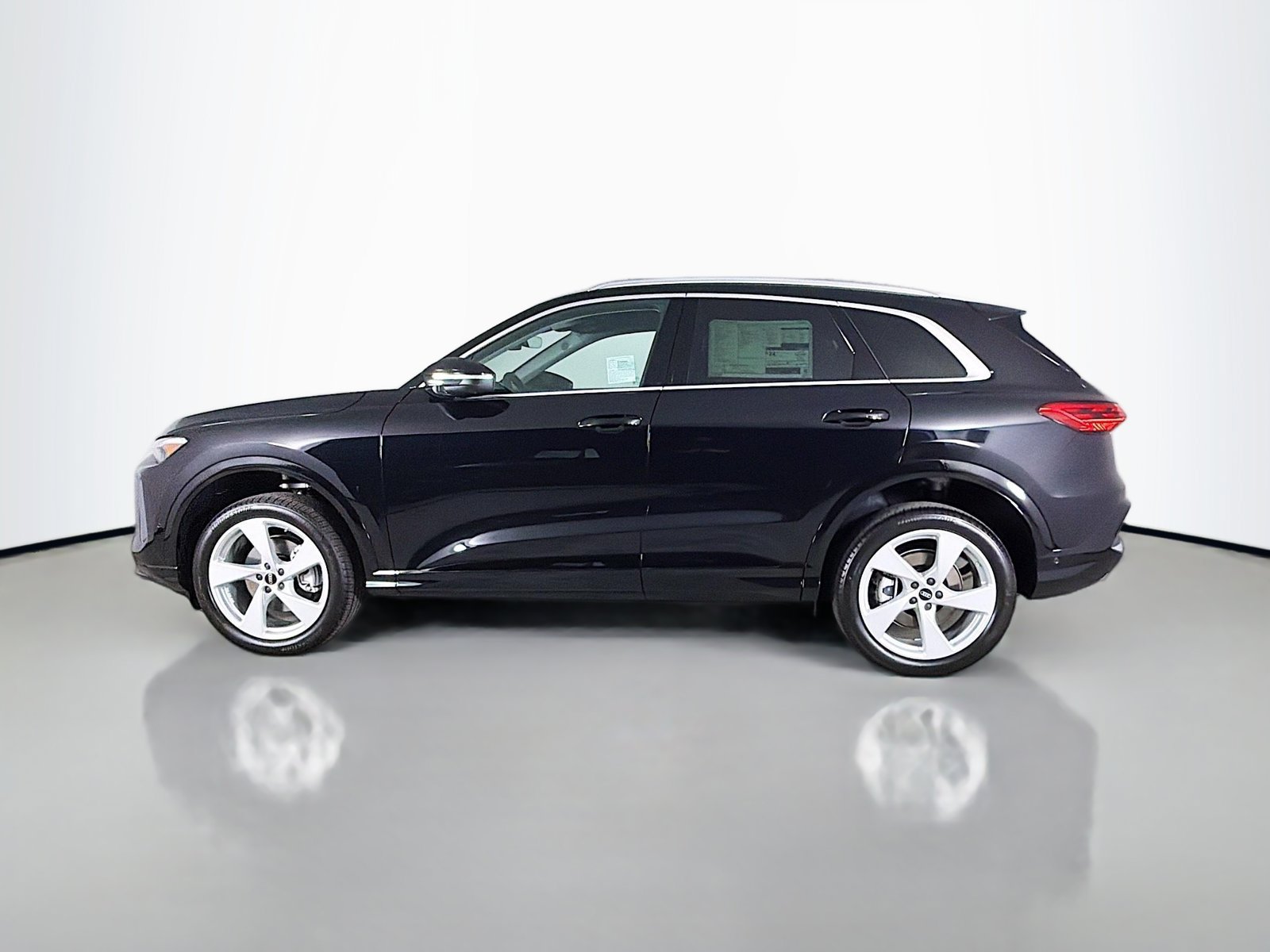 New 2026 Audi Q5 Premium Plus AWD/4WD image 4