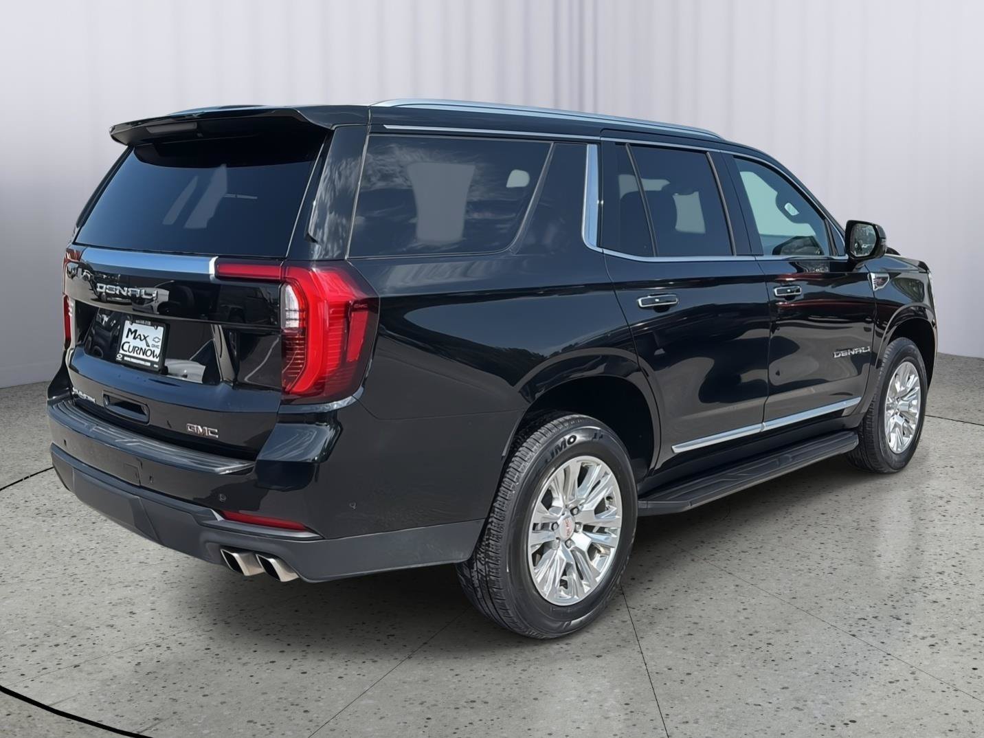 Used 2025 GMC Yukon Denali AWD/4WD image 5