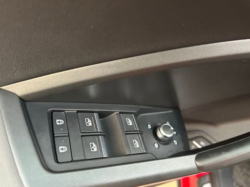 Used 2023 Audi Q3 2.0T Premium w/ Black Optic Sport Package image 46