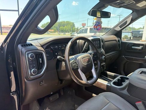 Used 2021 GMC Sierra 1500 SLT w/ SLT Premium Plus Package AWD/4WD image 4