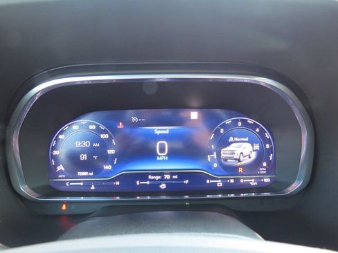 Certified 2022 Chevrolet Suburban Z71 AWD/4WD image 29