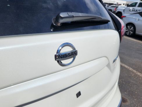 Used 2018 Nissan Murano SV w/ Premium Package image 17