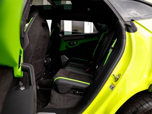 Used 2023 Lamborghini Urus S image 22