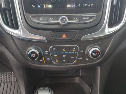 Used 2019 Chevrolet Equinox LT image 31