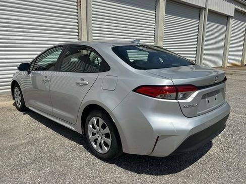 Used 2024 Toyota Corolla LE FWD image 17
