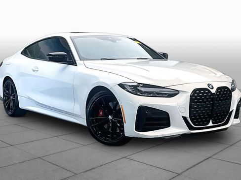 Used 2024 BMW M440i Coupe w/ Premium Package RWD image 3