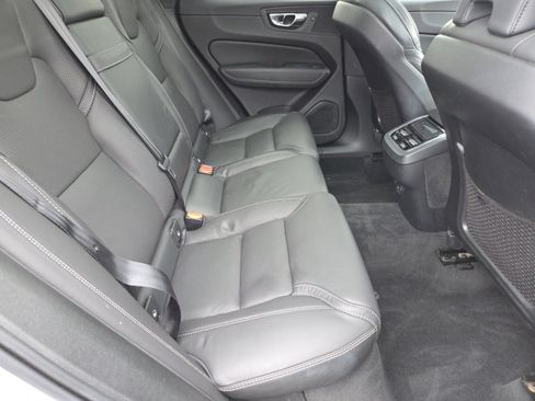 Used 2021 Volvo XC60 T6 Inscription w/ Protection Package Premier image 22