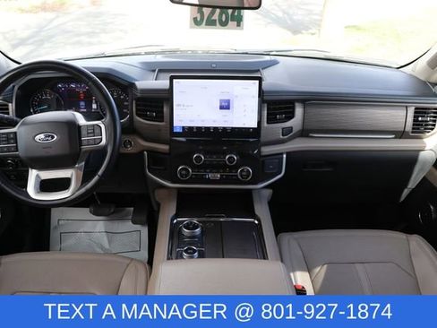 Used 2024 Ford Expedition Limited image 18