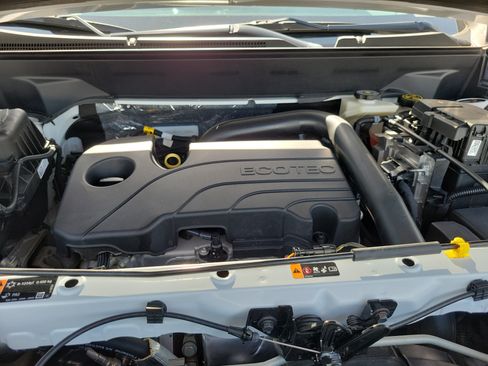 Used 2023 GMC Terrain SLE FWD image 29