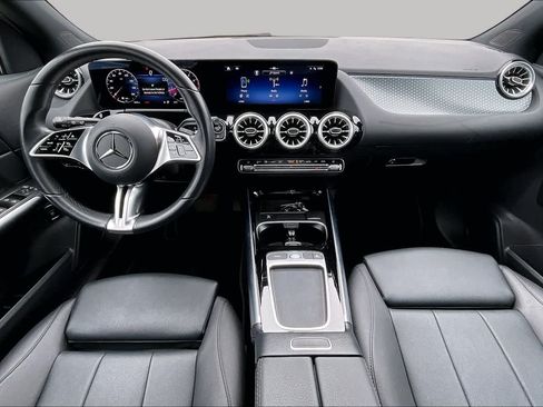 Used 2025 Mercedes-Benz GLA 250 image 15