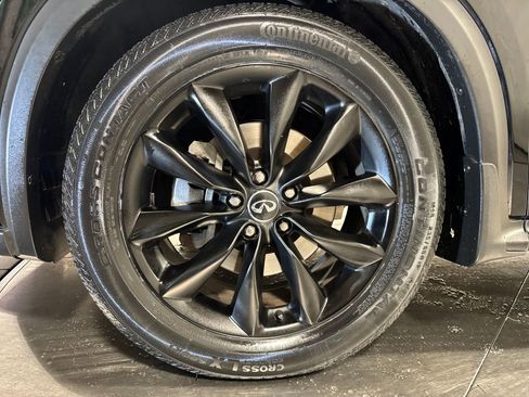 Used 2019 INFINITI QX50 Luxe w/ Navigation Package image 2