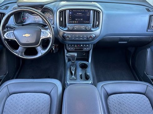 Used 2021 Chevrolet Colorado Z71 w/ Safety Package image 15