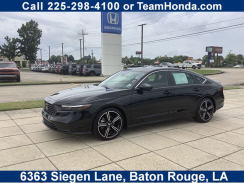 Certified 2025 Honda Accord Sport image 1