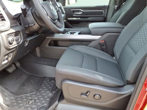 New 2026 RAM 1500 4x4 Crew Cab image 16