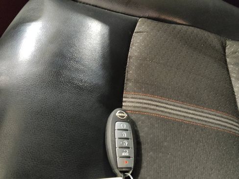 Used 2023 Nissan Altima 2.5 SR FWD image 32