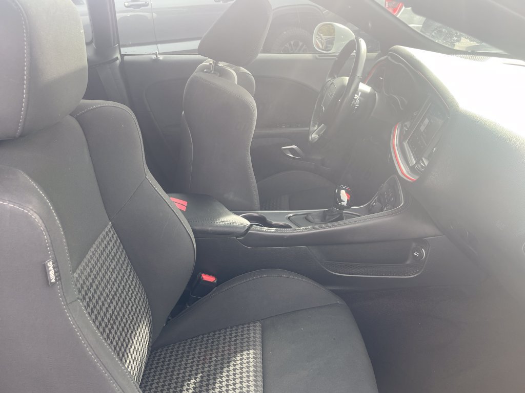 Used 2019 Dodge Challenger GT w/ Blacktop Package AWD/4WD image 32