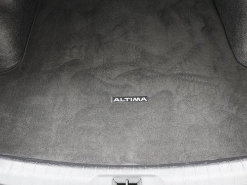 Used 2024 Nissan Altima 2.5 SV image 22