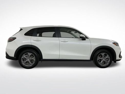 Certified 2026 Honda HR-V LX image 30