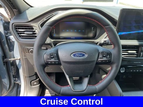 Used 2024 Ford Escape ST-Line w/ Tech Pack #1 AWD/4WD image 14