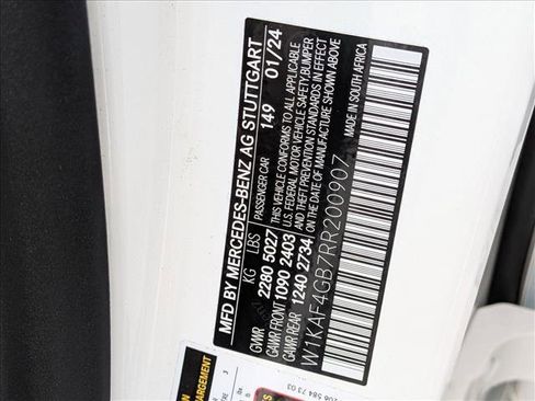 Used 2024 Mercedes-Benz C 300 Sedan image 25