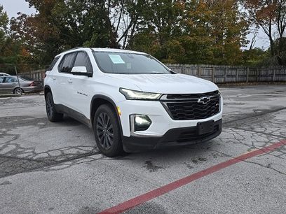 Used 2023 Chevrolet Traverse RS