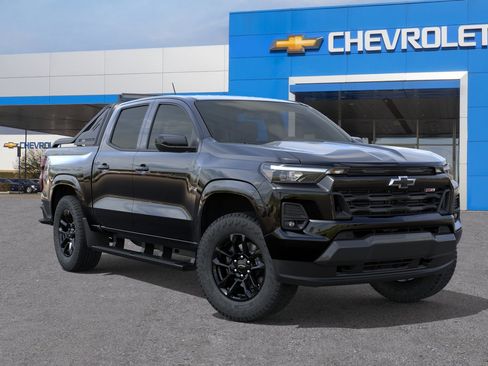 New 2026 Chevrolet Colorado Z71 w/ Midnight Edition AWD/4WD image 7
