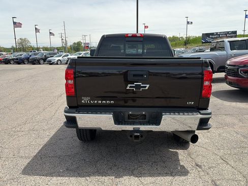 Used 2019 Chevrolet Silverado 2500 LTZ w/ Duramax Plus Package AWD/4WD image 5