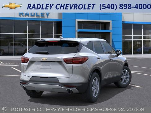 New 2026 Chevrolet Blazer LT image 4