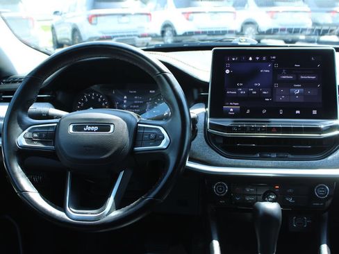 Used 2022 Jeep Compass Latitude AWD/4WD image 24