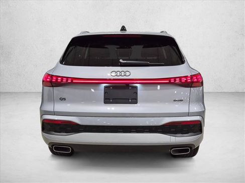 Used 2025 Audi Q5 Premium AWD/4WD image 7