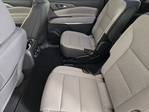 New 2026 Chevrolet Traverse LT w/ Midnight/Sport Edition FWD image 34