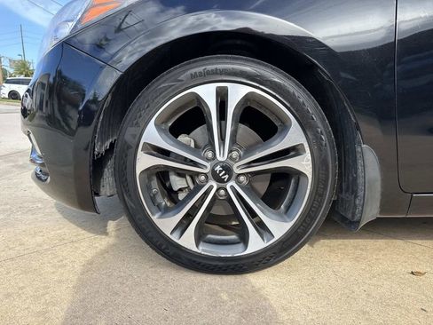 Used 2016 Kia Forte EX FWD image 5