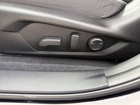 Certified 2024 Subaru Crosstrek 2.0i Premium image 14