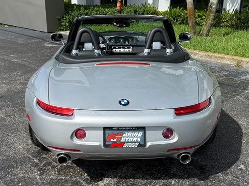Used 2002 BMW Z8 RWD image 17