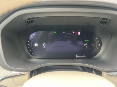 Certified 2024 Volvo XC60 T8 Ultimate w/ Climate Package AWD/4WD image 14