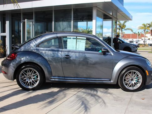 Used 2019 Volkswagen Beetle 2.0T Final Edition SEL image 10