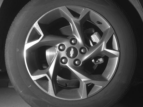Used 2025 Chevrolet Trax LT w/ LT Convenience Package FWD image 13