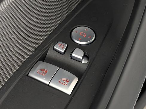 Used 2026 BMW M4 xDrive Competition AWD/4WD image 29