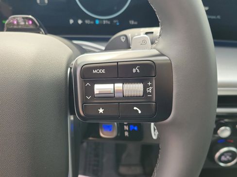 New 2026 Hyundai Ioniq 9 SEL image 6