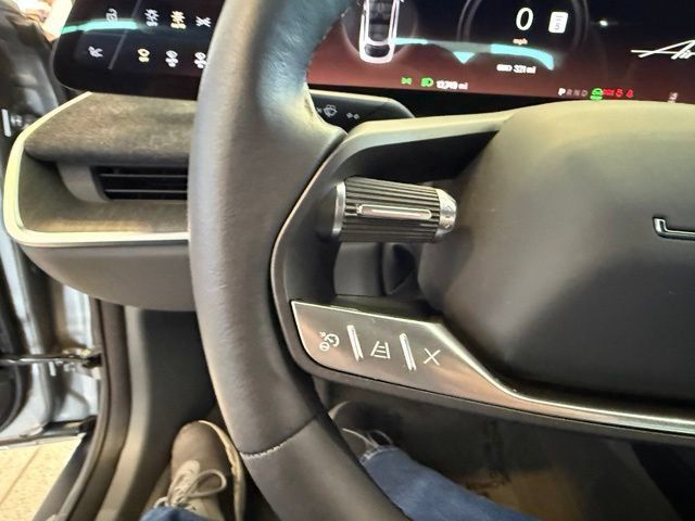 Used 2024 Lucid Air Touring AWD/4WD image 17