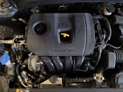 Used 2020 Kia Forte LXS FWD image 30