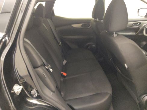 Used 2020 Nissan Rogue Sport S FWD image 19