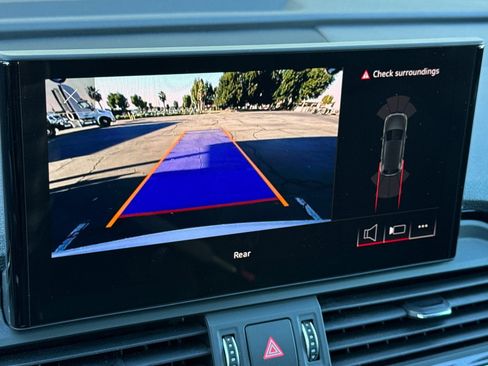 Certified 2025 Audi Q5 2.0T Premium w/ Convenience Plus Package image 16