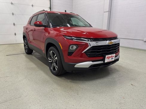 New 2026 Chevrolet TrailBlazer LT w/ Convenience Package image 2