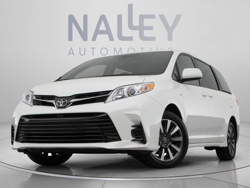 Used 2020 Toyota Sienna LE FWD image 11