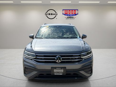 Used 2024 Volkswagen Tiguan SE AWD/4WD image 6