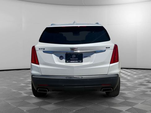 Used 2017 Cadillac XT5 Premium Luxury FWD image 4