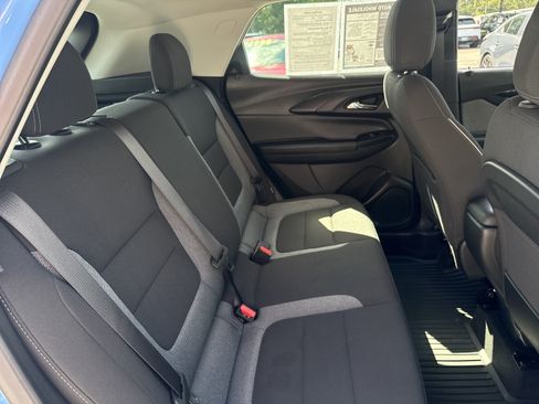 Used 2024 Chevrolet TrailBlazer LS w/ LS Confidence Package FWD image 14