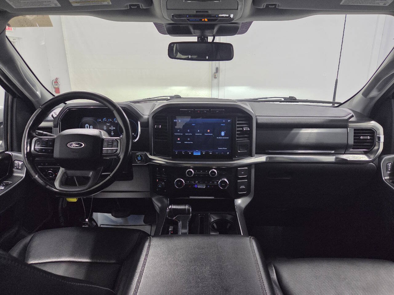 Used 2022 Ford F150 Lariat w/ FX4 Off-Road Package AWD/4WD image 14