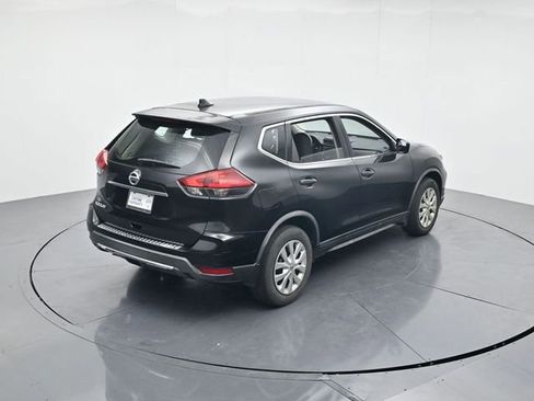 Used 2018 Nissan Rogue S image 39
